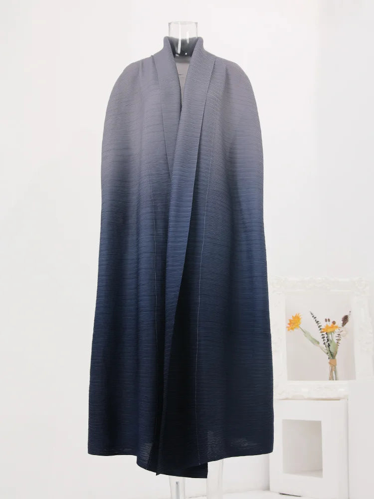 Gradient colour batfly sleeve pleated trench coat, women's stylish goddess style loose long pleated jacket