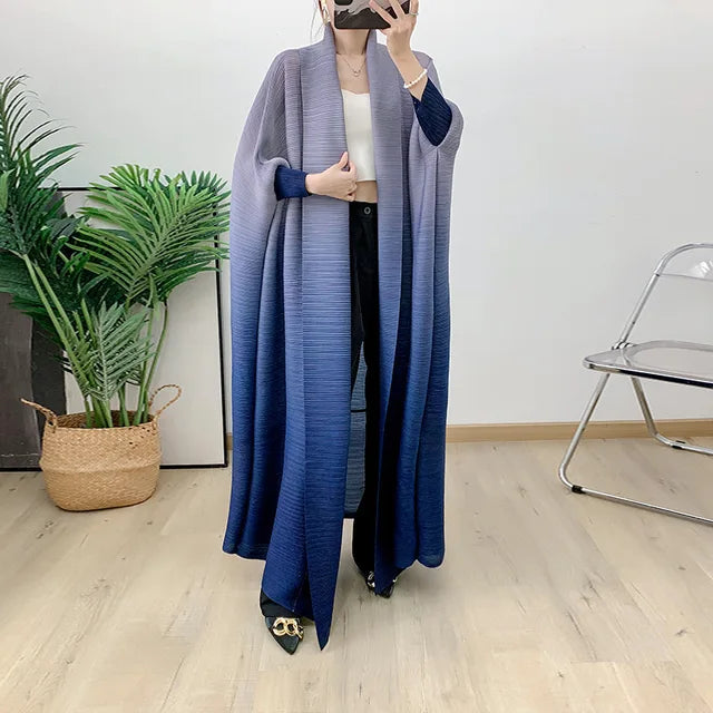 Gradient colour batfly sleeve pleated trench coat, women's stylish goddess style loose long pleated jacket